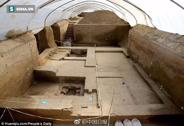 Các nhà khảo cổ bất ngờ khai quật được 3 bồn tắm niên đại 2300 năm từ thời nhà Tần - Ảnh 1.