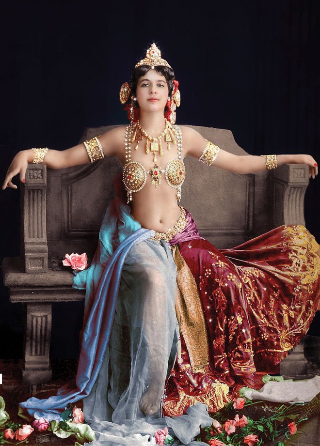 Nữ điệp viên Mata Hari huyền thoại với vũ điệu thoát y khiến hơn 50.000 lính Pháp phải bỏ mạng trong thế chiến - Ảnh 2.