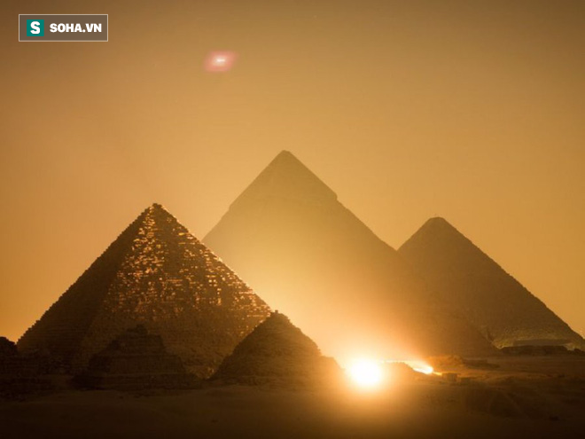 5 chứng cứ cho giả thuyết: Người Ai Cập cổ đại có liên hệ với người ngoài hành tinh - Ảnh 1.