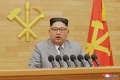 Dịu giọng với Hàn Quốc: Nước cờ cao tay không ngờ của ông Kim Jong Un? - Ảnh 1. Chìa 'cành ô liu' cho Hàn Quốc: Nước cờ cao tay không ngờ của ông Kim Jong Un? 1