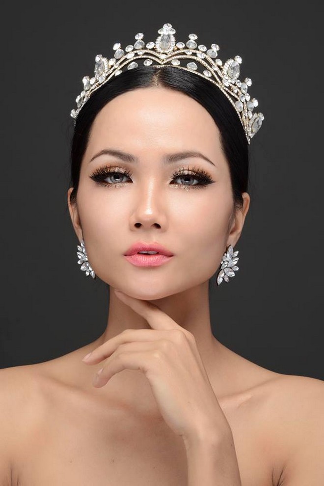 Vẻ đẹp không trộn lẫn, thần thái tự tin, body chuẩn, còn chê gì Tân hoa hậu HHen Niê nữa! - Ảnh 6. Vẻ đẹp không trộn lẫn, thần thái tự tin, body chuẩn, còn chê gì Tân hoa hậu H'Hen Niê nữa! 5