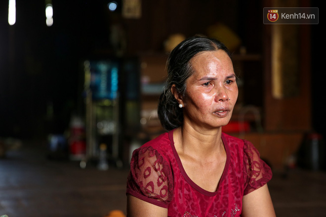 Clip độc quyền: Mẹ HHen Niê rơi nước mắt kể về thời gian con gái đi làm thuê, mặc đồ Si để có tiền đi học! - Ảnh 10.