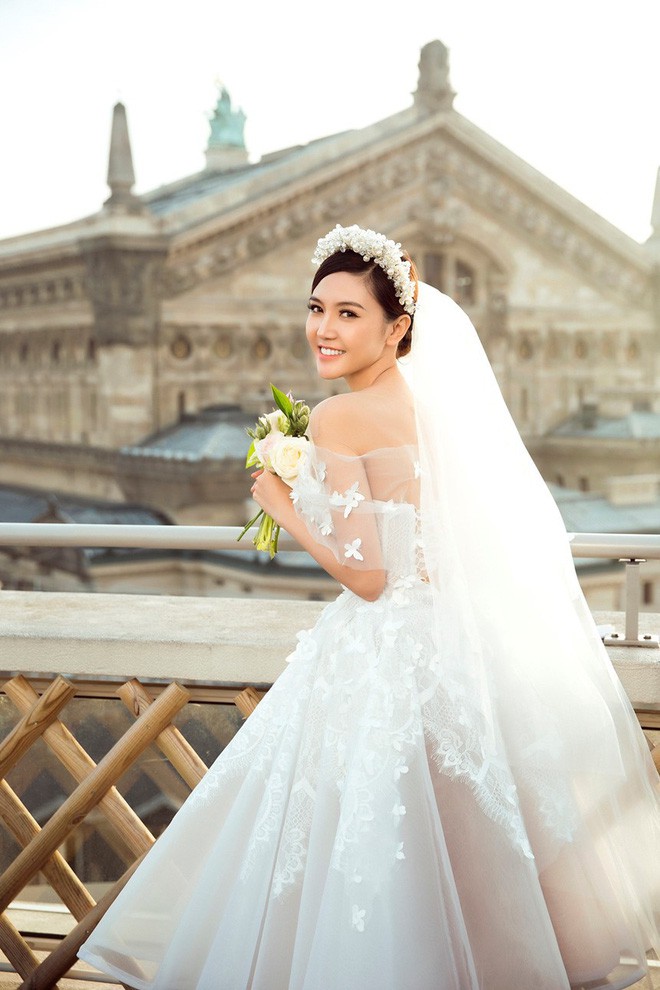 Hành trình hạnh phúc của mỹ nữ Vũng Tàu Ngọc Duyên: Từ con gái người bán vé số đến vợ đại gia Hà thành 5 Hành trình hạnh phúc của mỹ nữ Vũng Tàu Ngọc Duyên: Từ con gái người bán vé số đến vợ đại gia Hà thành 5