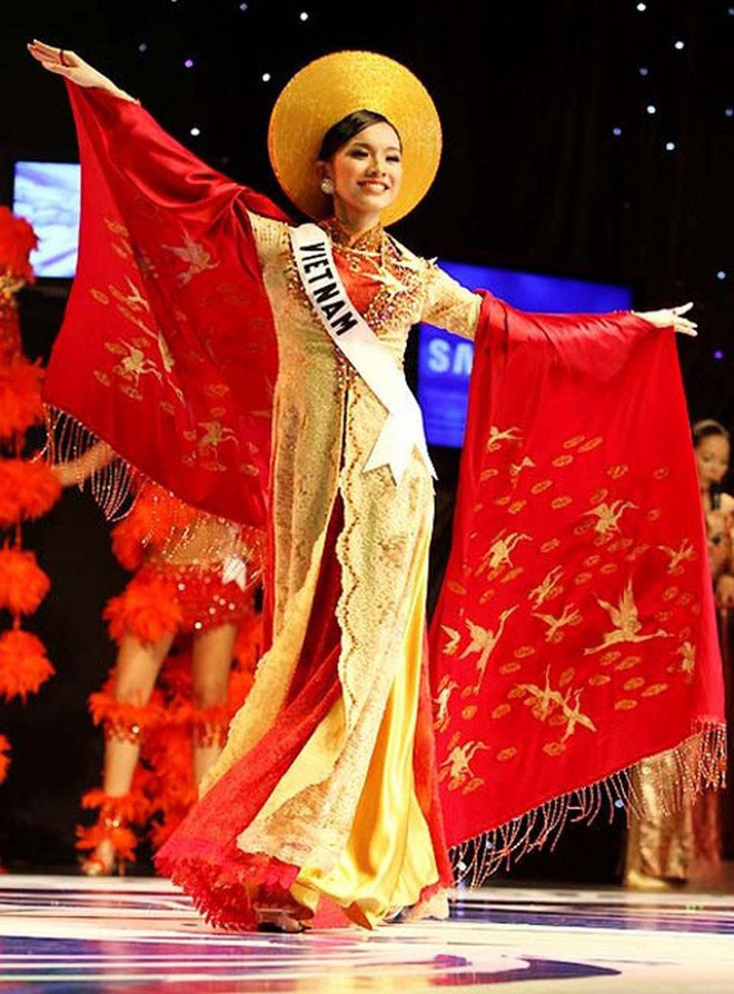 10 năm Việt Nam chỉ tìm được 3 Hoa hậu Hoàn vũ, ai mới là người được lòng công chúng nhất khi vừa đăng quang? - Ảnh 5.