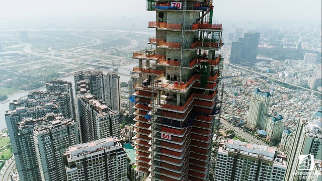  Cận cảnh tòa tháp cao nhất Việt Nam Landmark 81 chuẩn bị cất nóc - Ảnh 2.