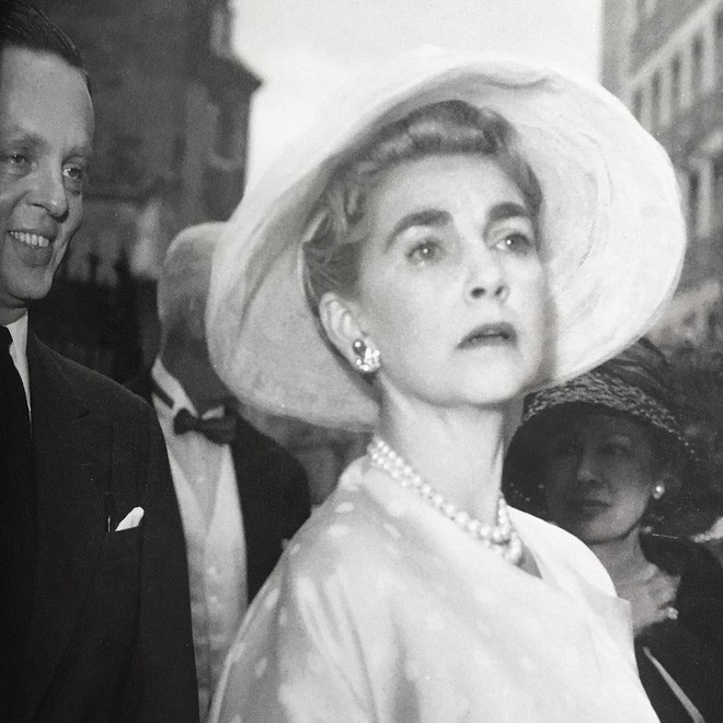 Cuộc đời bi kịch của 'Công chúa nước Mỹ' - nữ tỷ phú giàu có nhất thế giới thế kỷ 20, trải qua 7 đời chồng vẫn cô đơn 6
