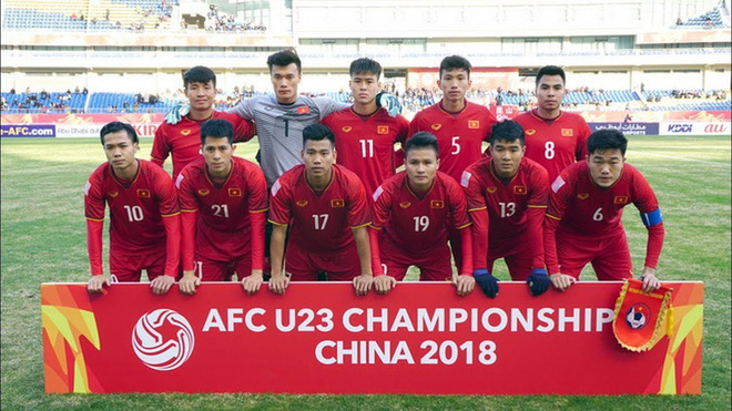 Sức nóng trước trận chung kết của U23 Việt Nam: Gian nan săn vé máy bay, cháy tour du lịch tới Thường Châu, Trung Quốc - Ảnh 1.