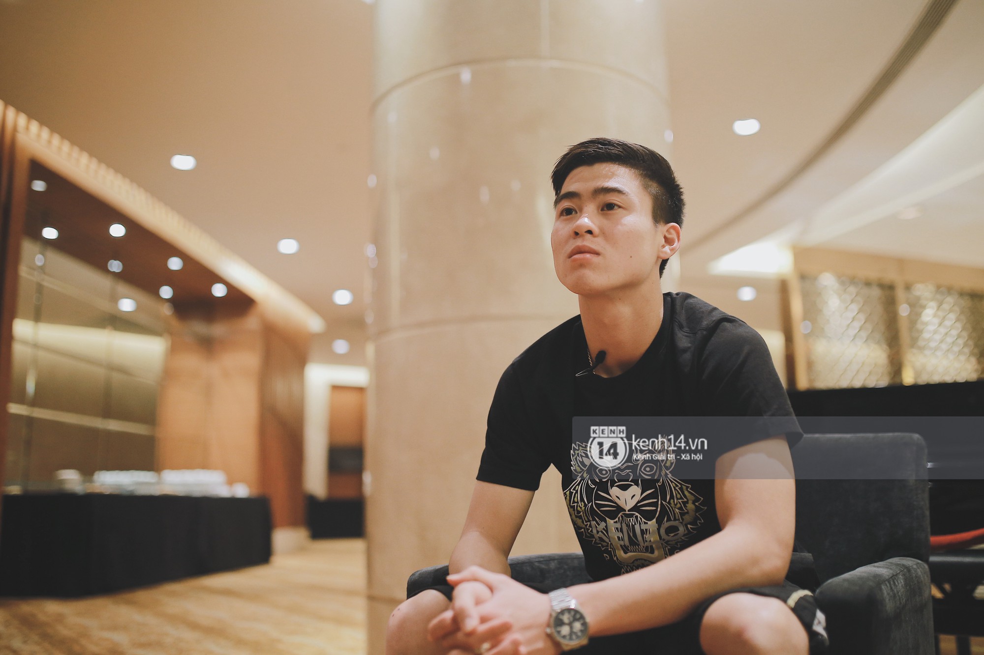Duy Mạnh U23 Việt Nam: Trong đội chỉ có mình với Hồng Duy bán hàng online, nhưng thật ra là... đăng hộ bạn gái đấy - Ảnh 6. Hot boy Duy Mạnh U23: Trong đội chỉ có mình với Hồng Duy bán hàng online, nhưng thật ra là... đăng hộ bạn gái đấy! 5