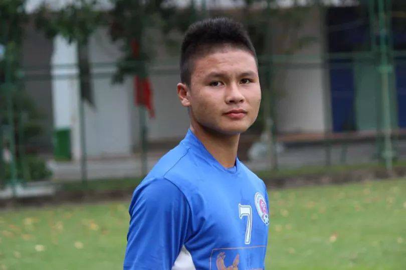 Nhật ký đổi tóc của U23 Việt Nam: Nếu việc đổi tóc nói lên tính cách thì gần như chàng nào cũng chung tình! - Ảnh 18.
