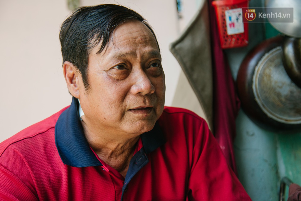 Về thăm ngôi nhà xuống cấp của gia đình thủ môn U23 Việt Nam: Mẹ ung thư, cha mất khả năng lao động - Ảnh 4.