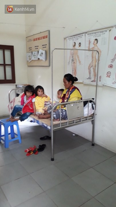 Cộng đồng chung tay giúp đỡ người mẹ nghèo ôm 4 con nhỏ ra Hà Nội xin quần áo - Ảnh 3.