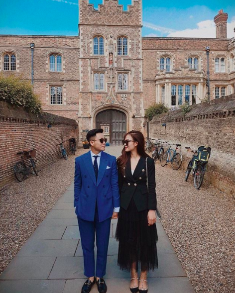 Quen nhau qua mạng, cô gái bay từ Hà Nội đến London để gặp bạn trai và câu chuyện tình yêu đẹp như mơ! - Ảnh 5. Hành trình yêu xa của cô gái Hà Nội xinh đẹp: 80 ngày đầu yêu qua mạng, chuyến bay tới London và tâm sự yêu đương chẳng giấu giếm viết cho bạn trai mỗi ngày 5