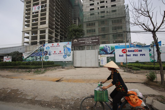 Hà Nội: Cư dân kêu cứu vì đóng tiền 3 năm chung cư vẫn ngổn ngang bê tông, sắt thép - Ảnh 11.