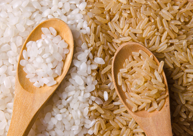 Gạo trắng hay gạo lứt tốt cho sức khỏe hơn: Lâu nay nhiều người ngộ nhận, dẫn tới dùng sai - Ảnh 4.