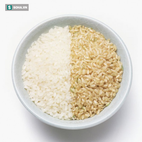 Gạo trắng hay gạo lứt tốt cho sức khỏe hơn: Lâu nay nhiều người ngộ nhận, dẫn tới dùng sai - Ảnh 1.