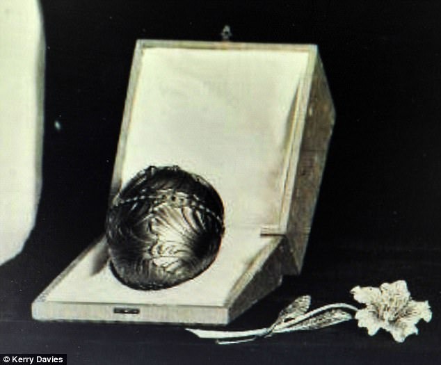 Cuộc tìm kiếm quả trứng Faberge bí ẩn trị giá 30 triệu bảng Anh: Hàng trăm năm, vẫn không ai biết chính xác nó ở đâu - Ảnh 3.
