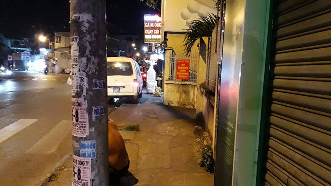Nghi người đàn ông tự sát trong nhà vệ sinh trụ sở công an phường ở Sài Gòn 1 Nghi người đàn ông tự sát trong nhà vệ sinh trụ sở công an phường ở Sài Gòn 1