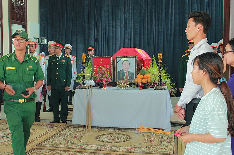 Hình ảnh lễ tang bình dị của nguyên Thủ tướng Phan Văn Khải ở quê nhà 4