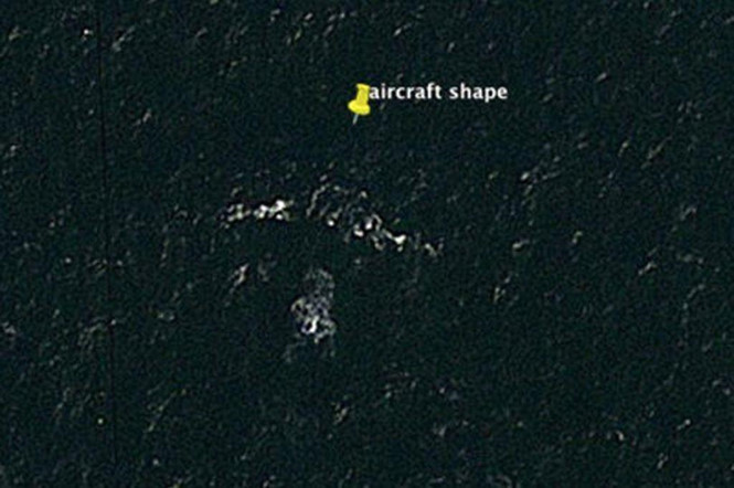 Bóc trần sự thật tìm thấy xác máy bay MH370 đầy lỗ đạn 1