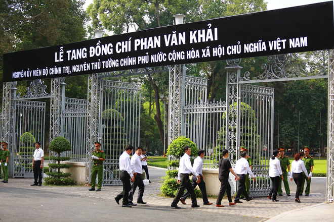 Nhiều đoàn ngoại giao đến viếng cố Thủ tướng Phan Văn Khải - Ảnh 1.