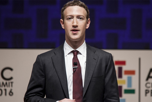 Ông chủ Facebook Mark Zuckerberg bị đề nghị từ chức sau bê bối trầm trọng 1