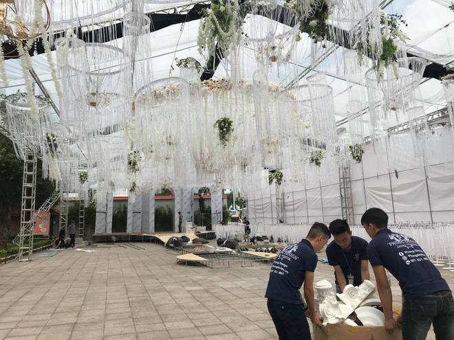 Đám cưới tiền tỷ tại Quảng Ninh với sự góp mặt của nhiều ngôi sao nổi tiếng, mời 1000 khách khiến MXH ngất ngây - Ảnh 7.