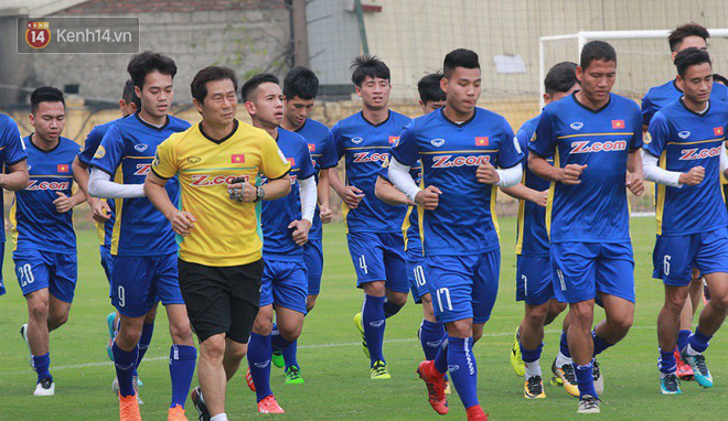 Báo Jordan: “Bùi Tiến Dũng dẫn đầu 14 tuyển thủ U23 Việt Nam đối đầu Jordan” - Ảnh 1.