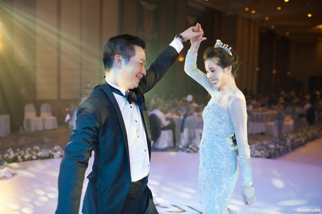 Cận cảnh đám cưới kỳ công xanh màu đại dương của Shark Hưng (Thương vụ bạc tỷ) và cô dâu Á hậu 20
