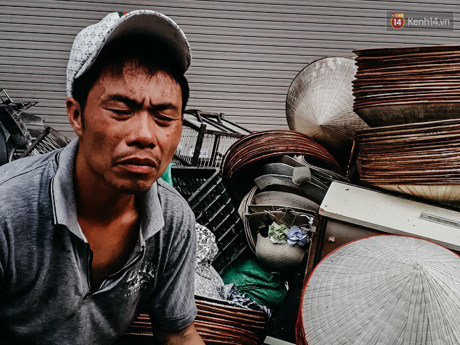 Nhiều tiểu thương khóc ngất sau vụ cháy chợ Quang: 'Cháy hết rồi, hết sạch sành sanh...' 21
