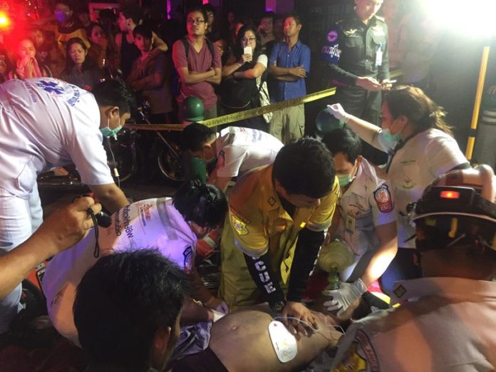 Thái Lan: Chung cư 15 tầng bốc khói ngùn ngụt, 3 người dân thiệt mạng - Ảnh 3.