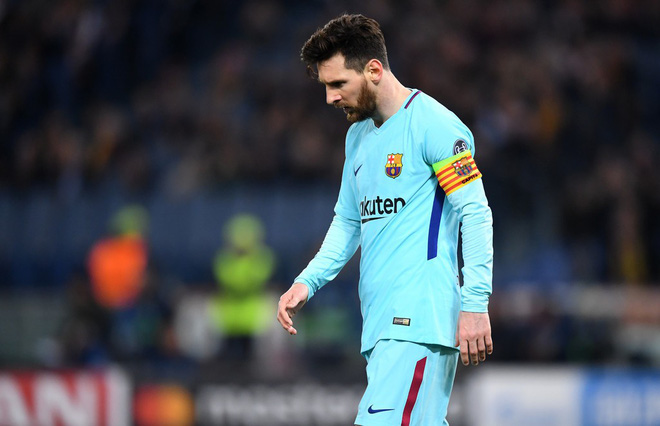 Ánh mắt bất lực, đáng thương của Messi khi Barca chia tay Champions League - Ảnh 2.