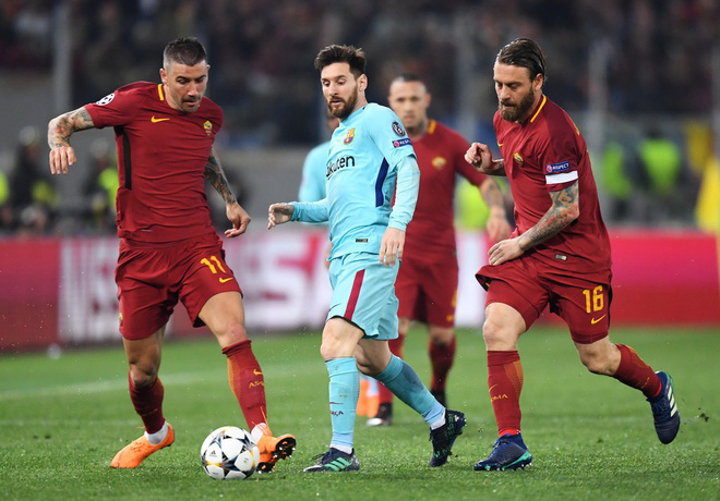 Ánh mắt bất lực, đáng thương của Messi khi Barca chia tay Champions League - Ảnh 6. Ánh mắt bất lực, đáng thương của Messi khi Barca chia tay Champions League 6