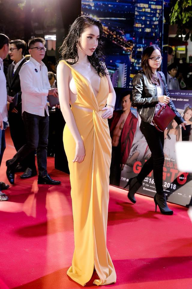 Nam Em diện váy hoa sến sẩm, Elly Trần khoe triệt để nhưng vẫn lọt top sao mặc xấu - Ảnh 3.