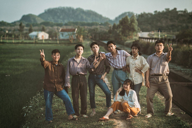 Xem kỷ yếu của nhóm học sinh Ninh Bình mà cứ ngỡ đang thưởng thức phim đi tranh giải Cánh diều vàng - Ảnh 4.