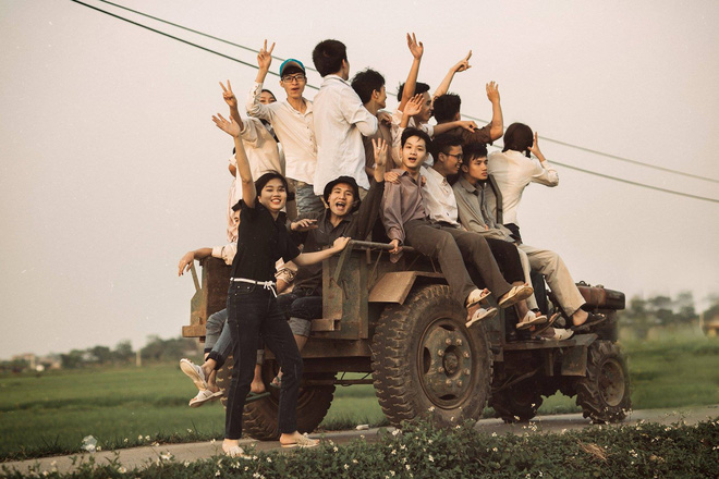 Xem kỷ yếu của nhóm học sinh Ninh Bình mà cứ ngỡ đang thưởng thức phim đi tranh giải Cánh diều vàng - Ảnh 6.