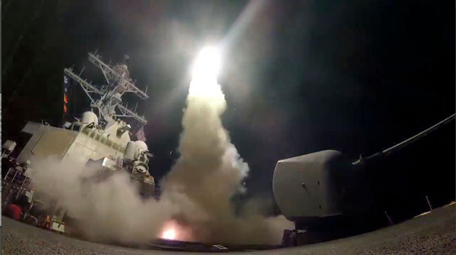 105 quả tên lửa đấm tới tấp Syria là cái bẫy lớn: Khi nào liên quân sẽ đánh cú chót? - Ảnh 2.