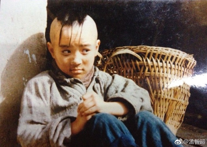 Cuộc đời đáng thương của diễn viên nhí thủ vai Tam Mao năm nào: Sự nghiệp lận đận hơn 2 thập kỷ vẫn không ai biết tới, từng mắc bệnh lạ phải bỏ nghề diễn - Ảnh 1.