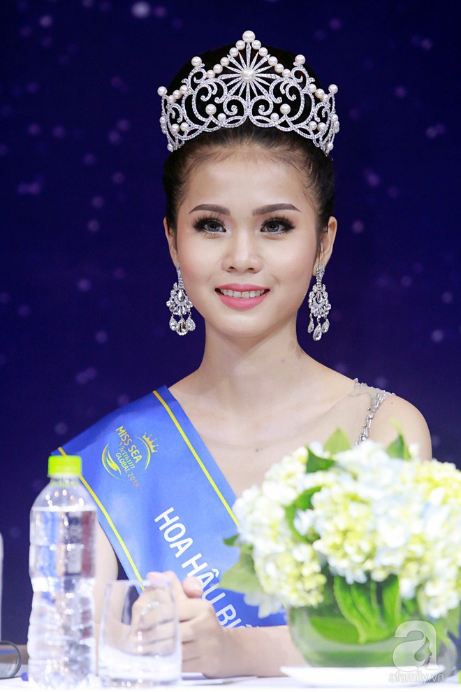 Vừa đăng quang, Tân Hoa hậu Biển Việt Nam toàn cầu 2018 đã vướng lùm xùm về học vấn - Ảnh 1.