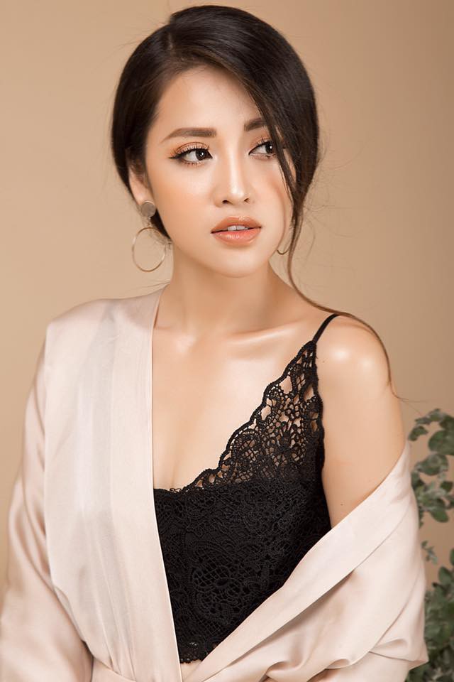 Đường đua hình thể của dàn sao nữ làng hài Việt: Không khoe thì thôi, đã khoe thì gây bất ngờ bởi vóc dáng đầy quyến rũ! 12 Đường đua hình thể của dàn sao nữ làng hài Việt: Không khoe thì thôi, đã khoe thì gây bất ngờ bởi vóc dáng đầy quyến rũ! 12