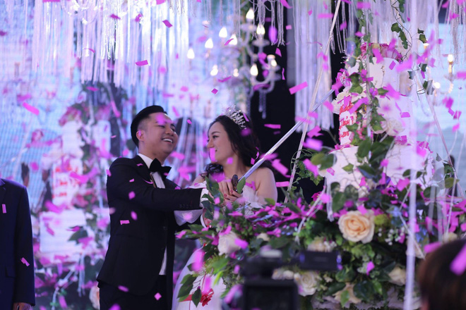 Hữu Công tiết lộ chi 2 tỷ cho đám cưới khủng, rộng 700m2, mời 1000 khách cùng sao hạng A về làng - Ảnh 17.