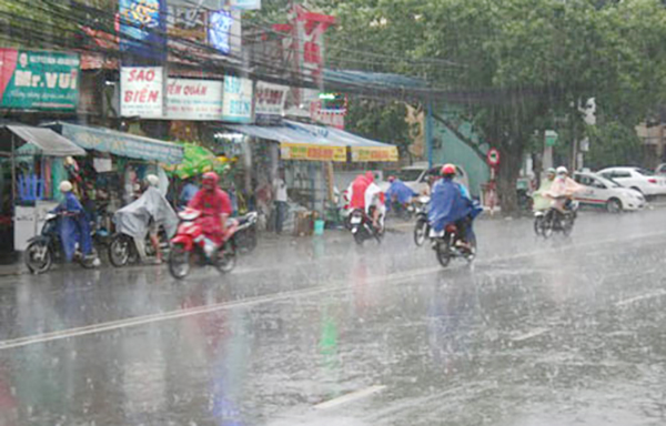 Dự báo thời tiết cả nước ngày 30/4: Bắc Bộ mưa dông, Đông Nam Bộ nắng nóng diện rộng 1