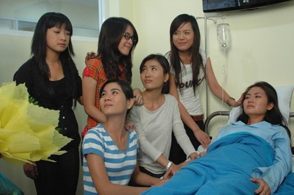 Ngoài cô Nguyệt tính kì trong “Phía Trước Là Bầu Trời”, phim Việt còn 4 cô cậu sinh viên cũng từng khiến khán giả gai mắt - Ảnh 8.