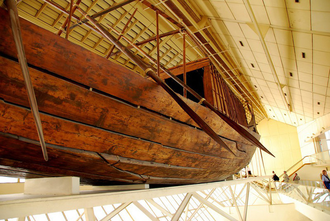 Con tàu 4000 năm tuổi chạy bằng năng lượng Mặt trời được sâu dưới chân kim tự tháp Giza - Ảnh 3.
