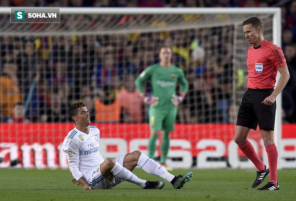 Ronaldo chỉ đá nửa trận, Real Madrid không ngăn nổi siêu kỷ lục của Barcelona - Ảnh 2.