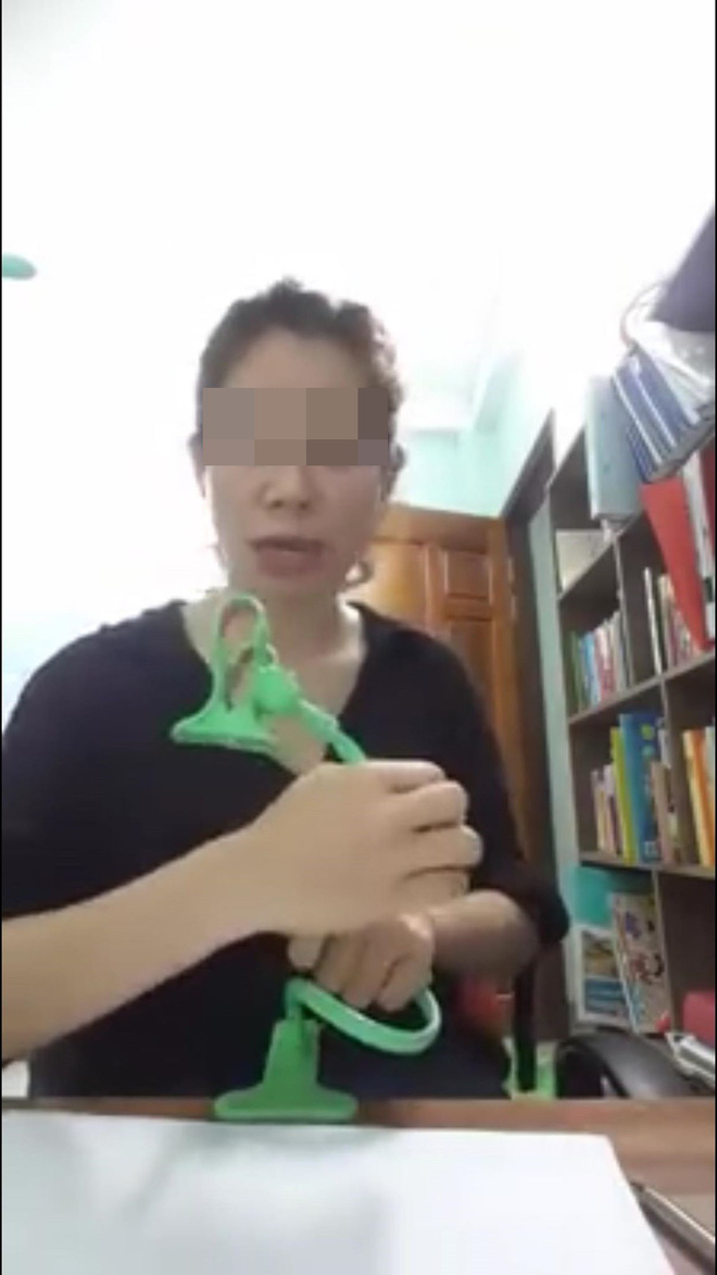 Cô Kim Tuyến hùng hổ trong livestream mới: Có 100 nghìn mới xem, không thì đi chỗ khác - Ảnh 3.
