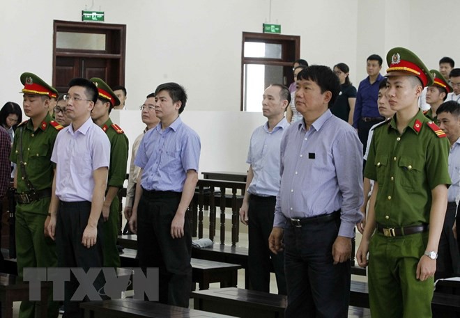 VKS đề nghị không chấp nhận kháng cáo, giữ nguyên bản án sơ thẩm với ông Đinh La Thăng - Ảnh 1. VKS đề nghị giữ nguyên bản án sơ thẩm với ông Đinh La Thăng 1