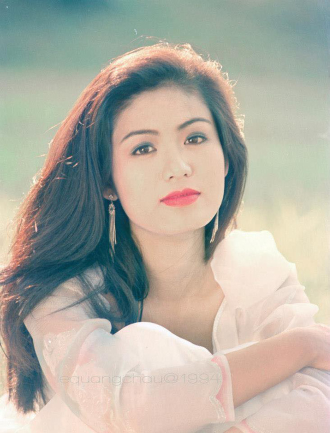 Nhan sắc trẻ đẹp bất chấp thời gian của Hoa hậu Việt Nam 1994 Nguyễn Thu Thủy sau 24 năm đăng quang - Ảnh 2.