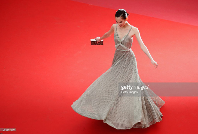 Không phải Phạm Băng Băng, đây mới là mỹ nhân châu Á có những khoảnh khắc 'thần sầu' nhất tại thảm đỏ Cannes 6