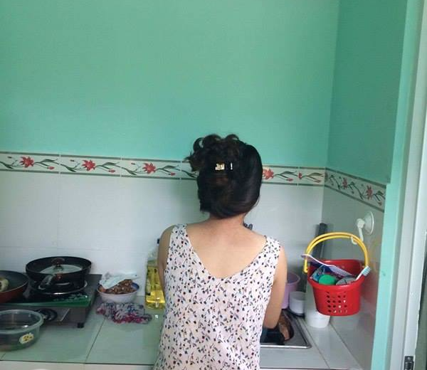 Vợ bầu rút lõi 25% lương của chồng đưa cho nhà ngoại, đến lúc bị chồng giận còn lên mạng hỏi mình có ích kỷ không - Ảnh 2. Vợ bầu rút lõi 25\% lương của chồng đưa cho nhà ngoại, đến lúc bị chồng giận còn lên mạng hỏi mình có ích kỷ không 2