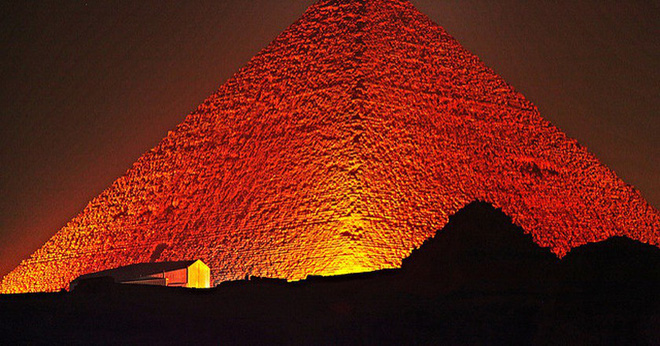 Sự thật về Giza: Không phải ngẫu nhiên mà kim tự tháp có khối lượng, chu vi như vậy! - Ảnh 1.